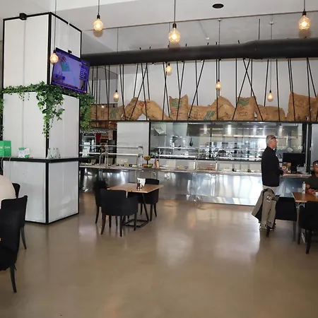 Omw 酒店 Vorë
